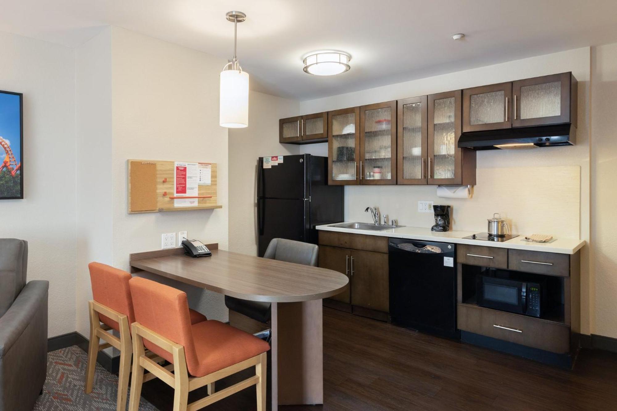 Candlewood Suites Anaheim - Resort Area By Ihg Eksteriør billede