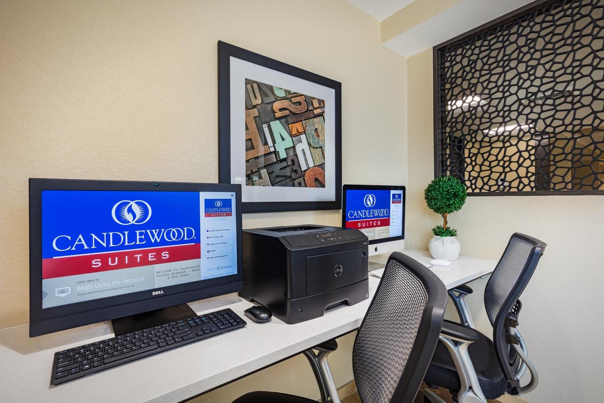 Candlewood Suites Anaheim - Resort Area By Ihg Eksteriør billede
